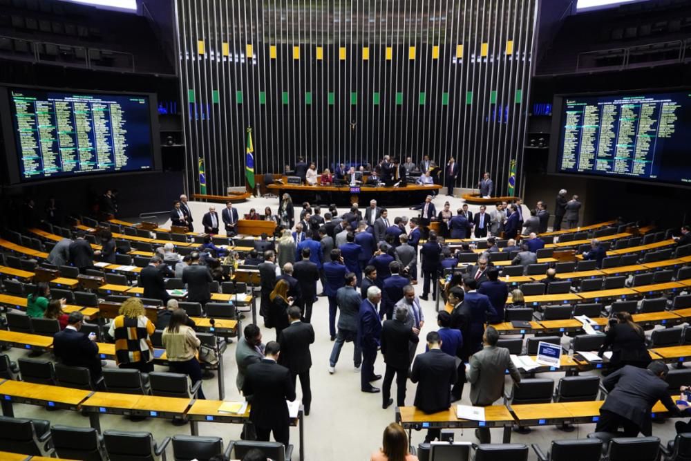 Comissão vai debater futuro da indústria no Brasil