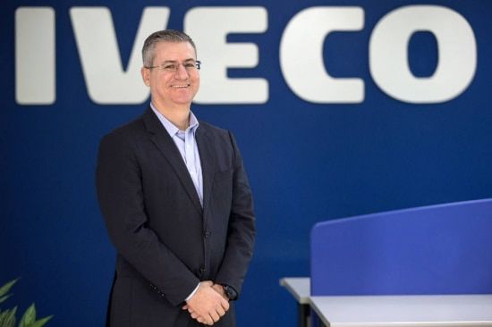 Iveco contrata mais de 800 funcionários para ampliar a produção de caminhões