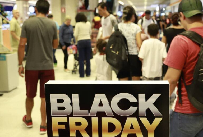 Empresários e representantes apostam na Black Friday para reaquecer economia