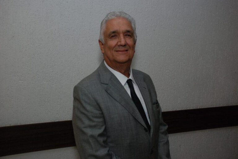 Claudio Borelli é reeleito presidente do SETRANS