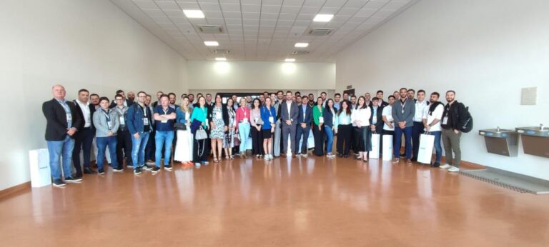 COMJOVEM realiza reunião com integrantes de todo o Brasil na FENATRAN