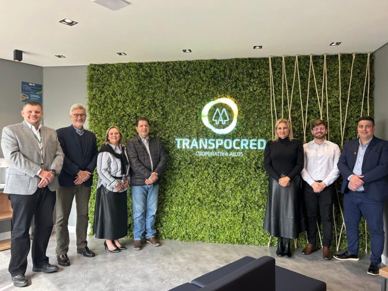 Presidente da NTC&Logística visita primeira unidade da TRANSPOCRED em São Paulo