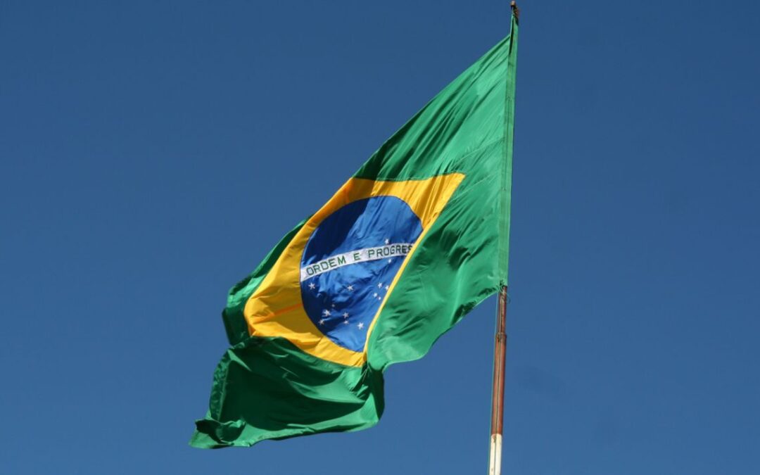 Brasil e Itália assinam acordo para conversão de CNH nos dois países