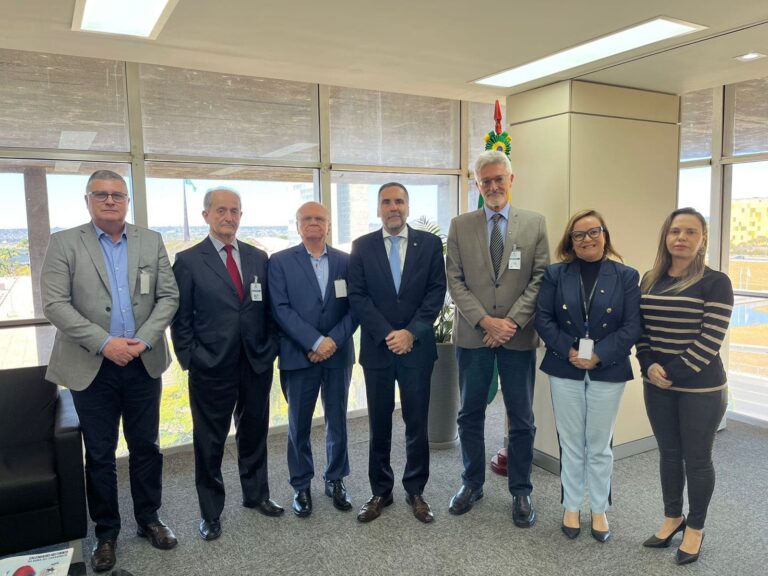 Diretoria da NTC&Logística dialoga sobre combate ao roubo de cargas em reunião com autoridades de Segurança Pública em Brasília