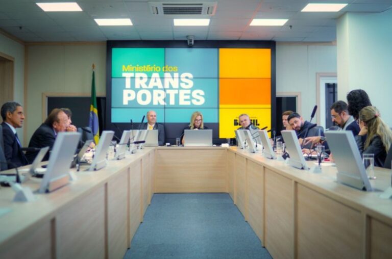 Ministério dos Transportes abre enquete para escolher tema das campanhas de Trânsito de 2025