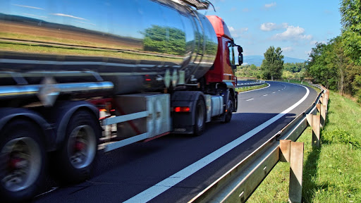 Capacitação de motoristas diminui acidentes e reduz impactos ambientais